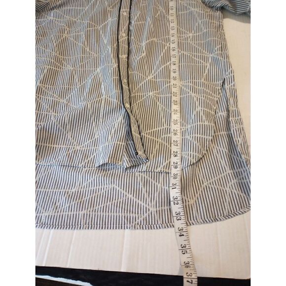 Alberto Makali stripped button down with outside stitching - Picture 6 of 12